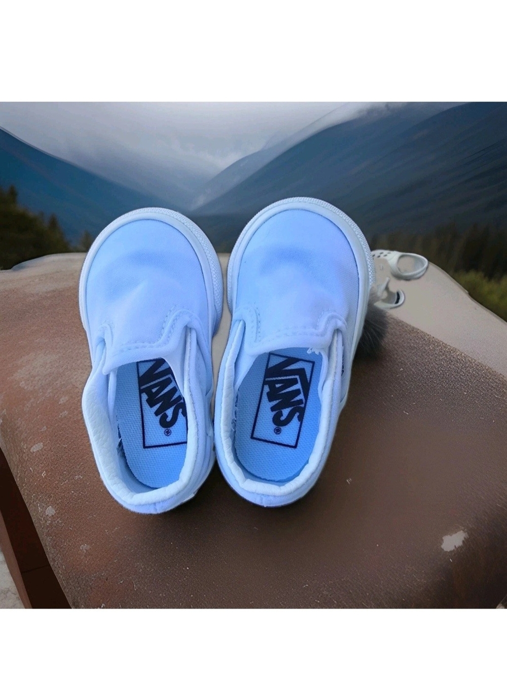 Vans Kids Slip-On Sneakers in  white